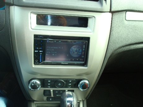 Aux ford fusion